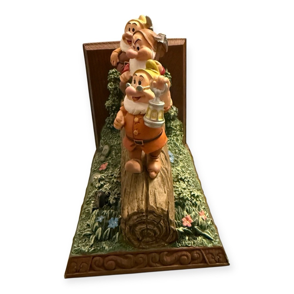 Bradford Exchange Snow White Heirloom Bookends End Pieces - Picture 11 of 11